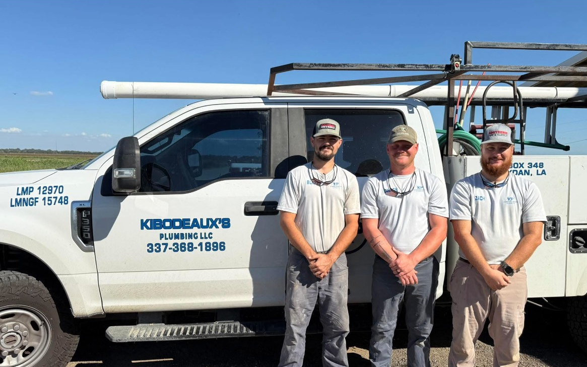 The Kibodeaux's Plumbing team in Gueydan, LA with their service truck